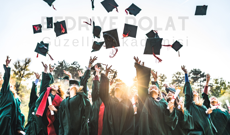 Güzellik Uzmanlığı Kursu Mezuniyeti